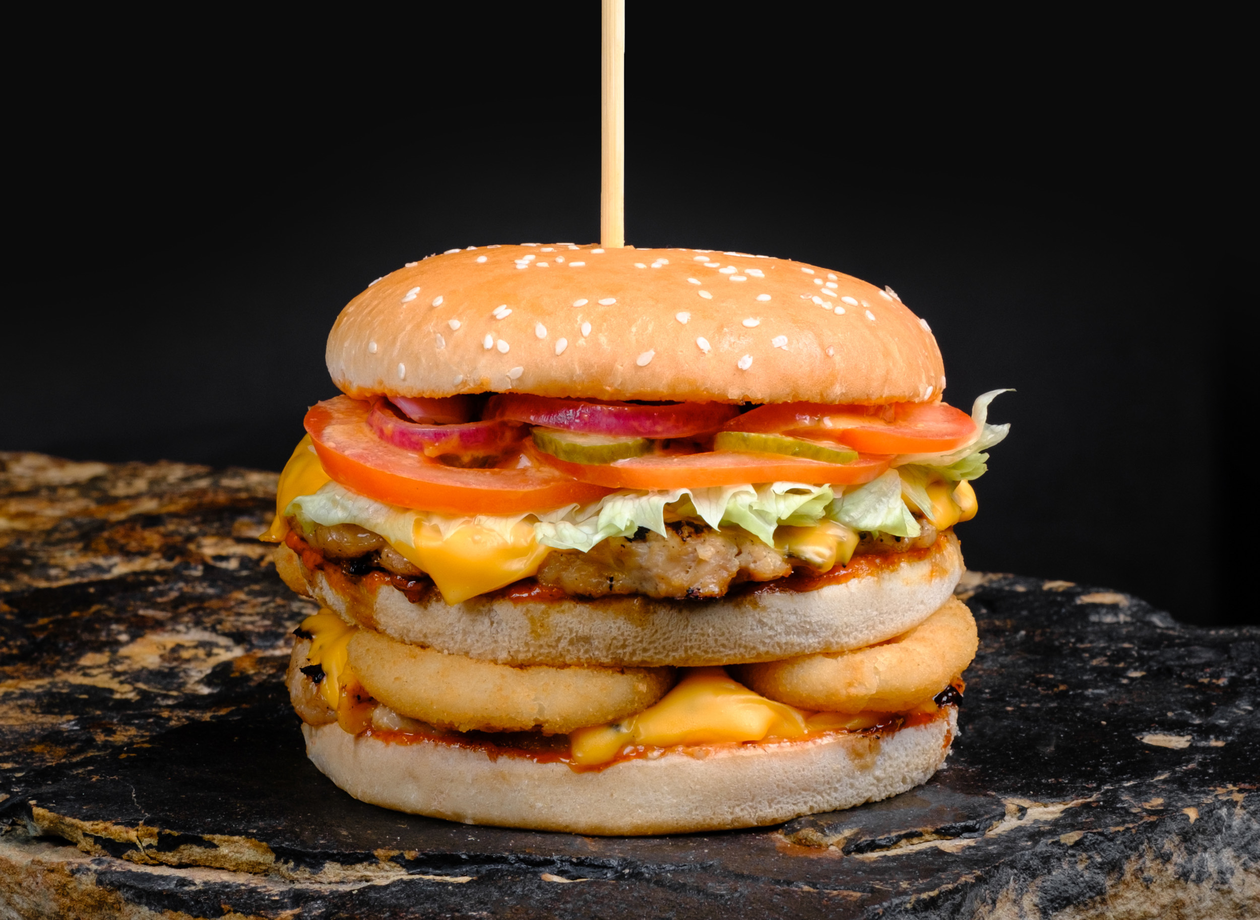DOUBLE CHIKEN BURGER