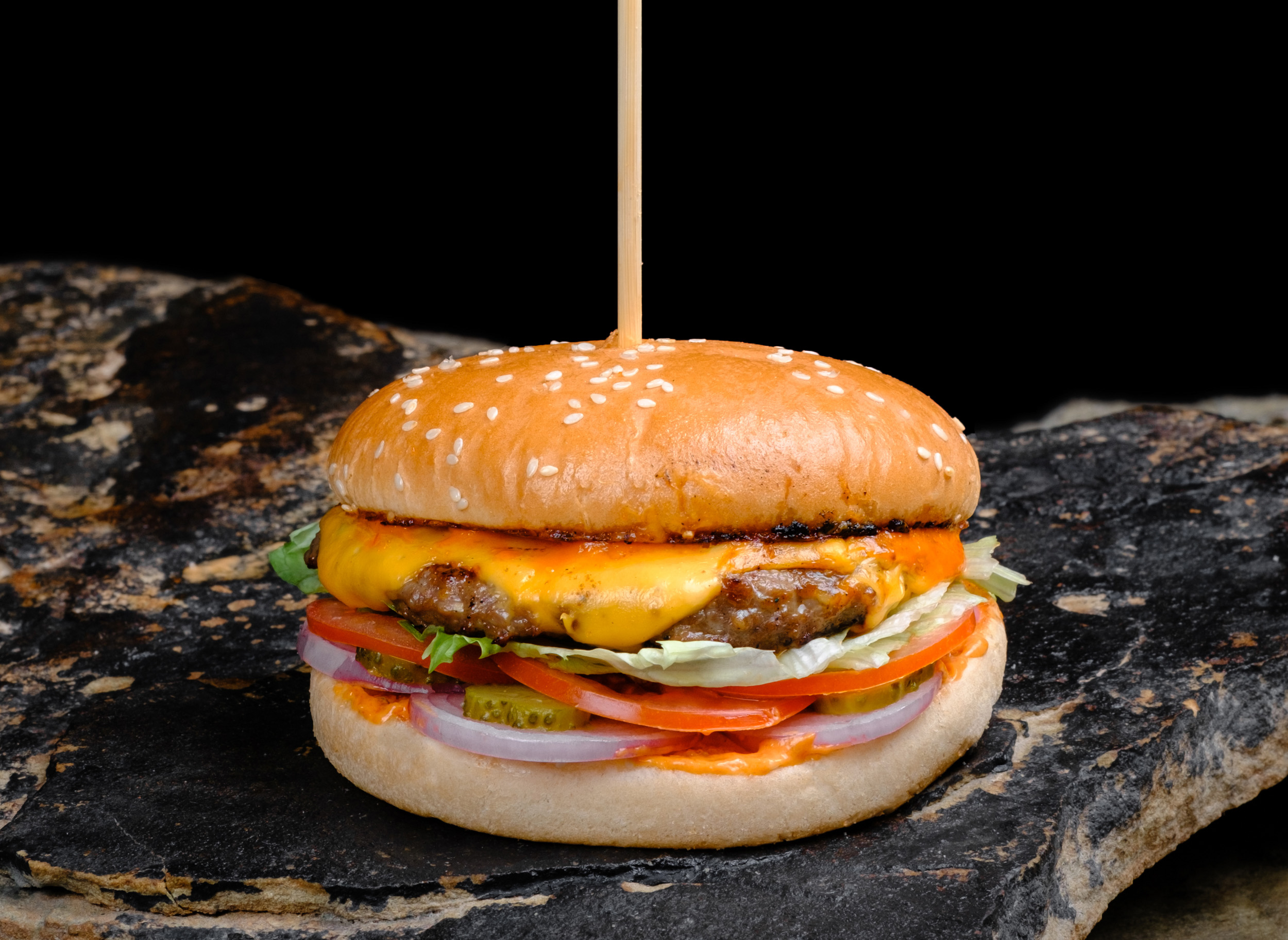 CLASSIC BURGER